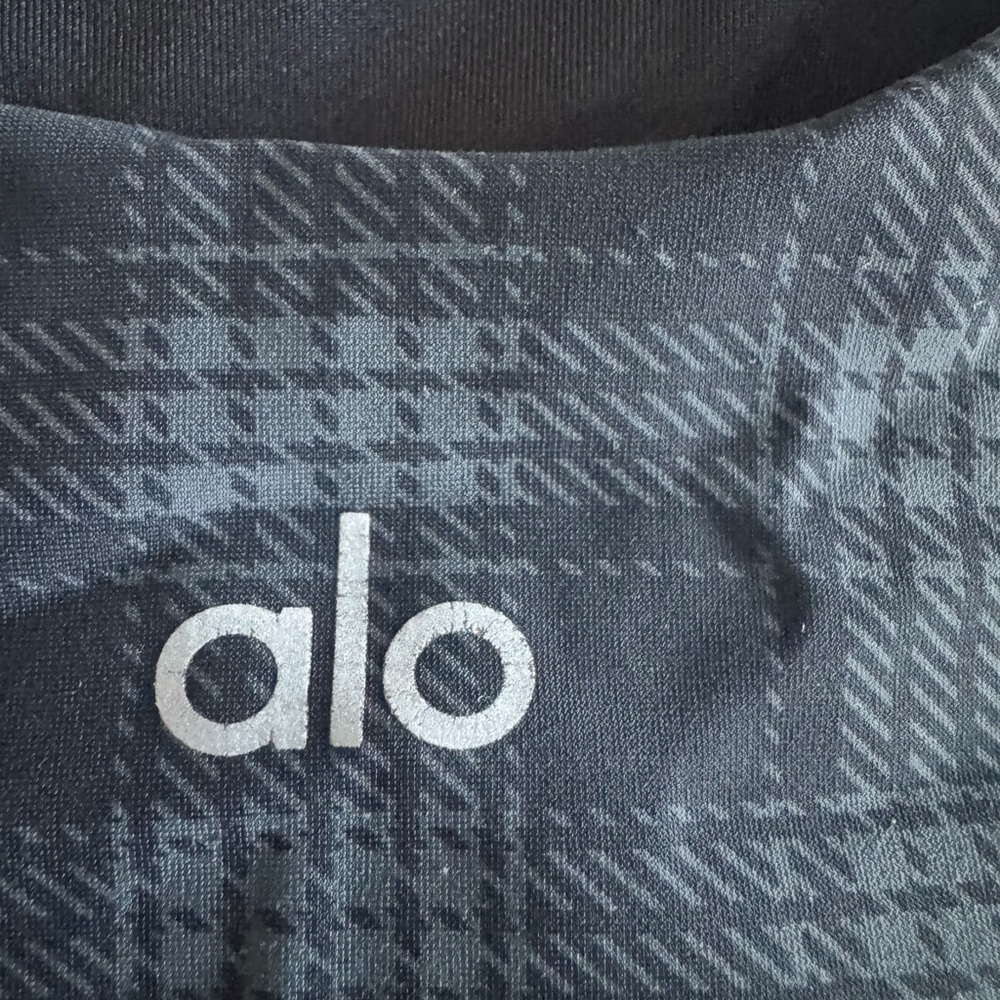alo yoga gray plaid low impact sports bra (medium) - Picture 3 of 5
